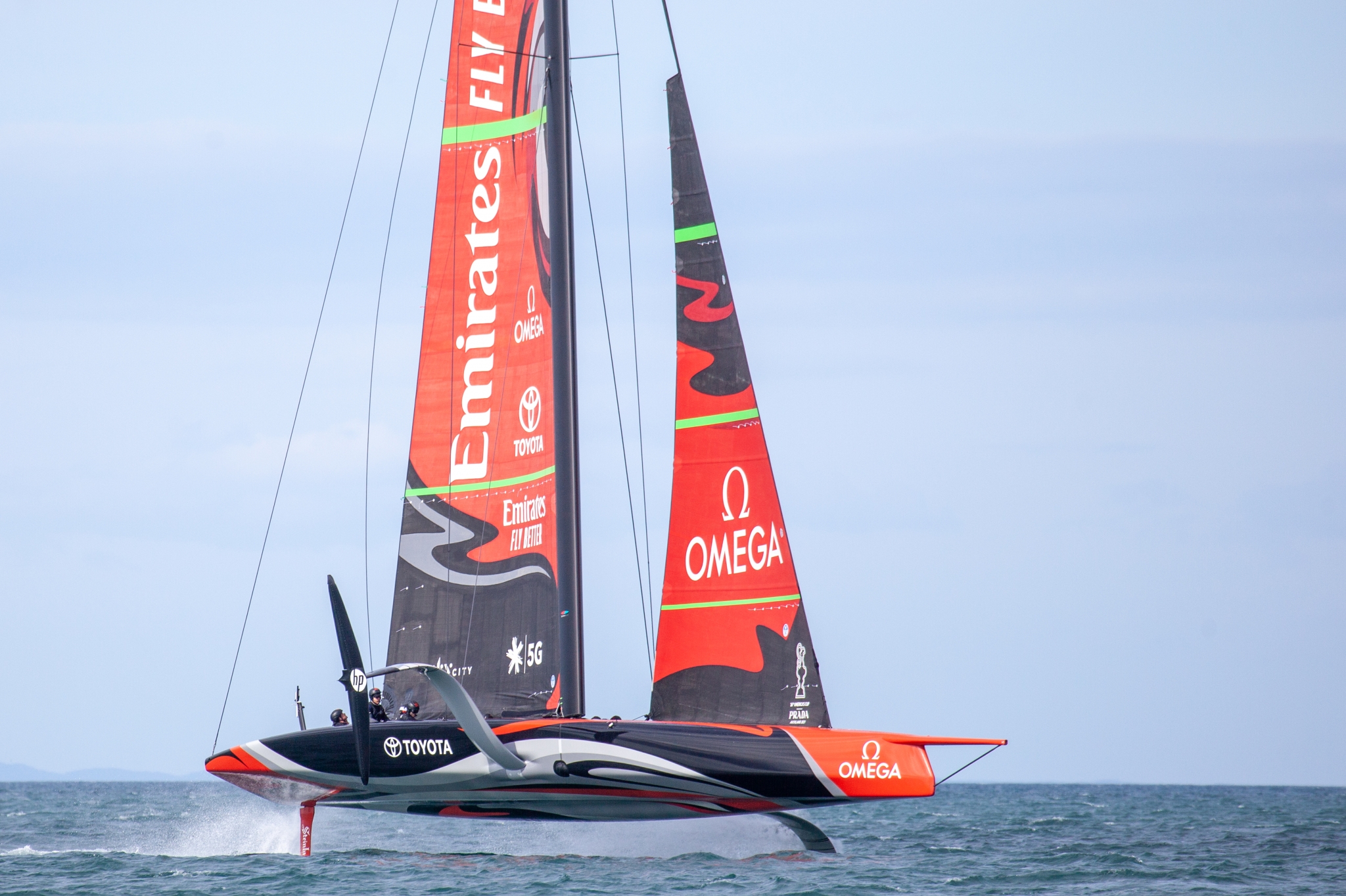 emirates team new zealand land yacht